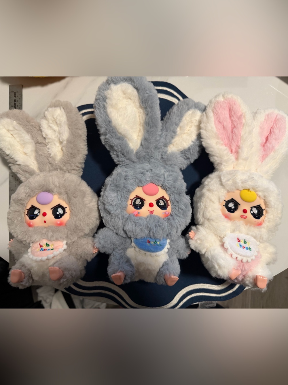 Lot of grey BABY THREEs